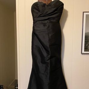 Hayley Paige Dupioni Sweetheart Gown/Dress Black